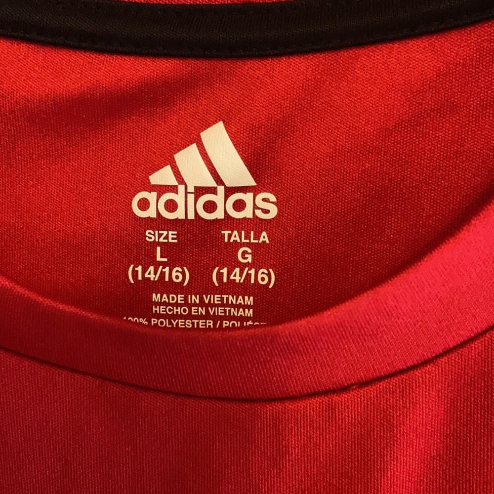 - 🌼 Adidas size large - Picture 3 of 7